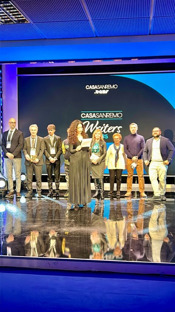 Concorso-Letterario-Casa-Sanremo-Writers-2025-1-576x1024 I fantasmi del banchiere nero: successo a Casa Sanremo Writers